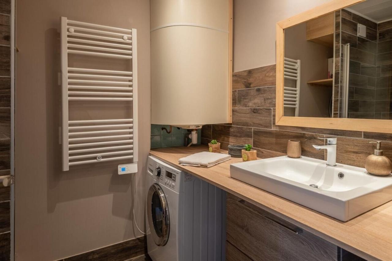 Petit Port Furnished Flat Apartment Annecy Ngoại thất bức ảnh